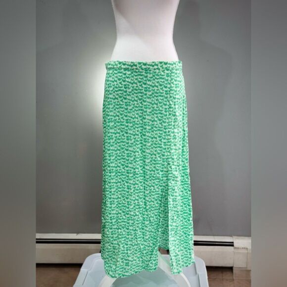 SALE! Green H&M Patterned Maxi Skirt Size 10 NWT - Picture 1 of 6